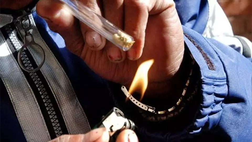 5 5 نحوه مصرف کراک