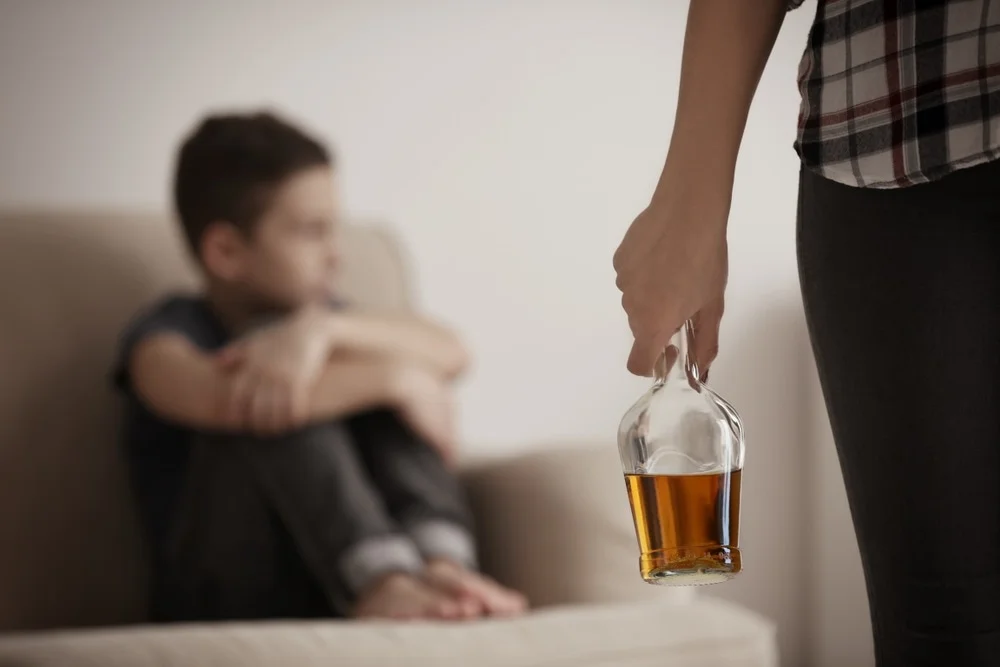 یک الکلی چگونه زندگی کودکان